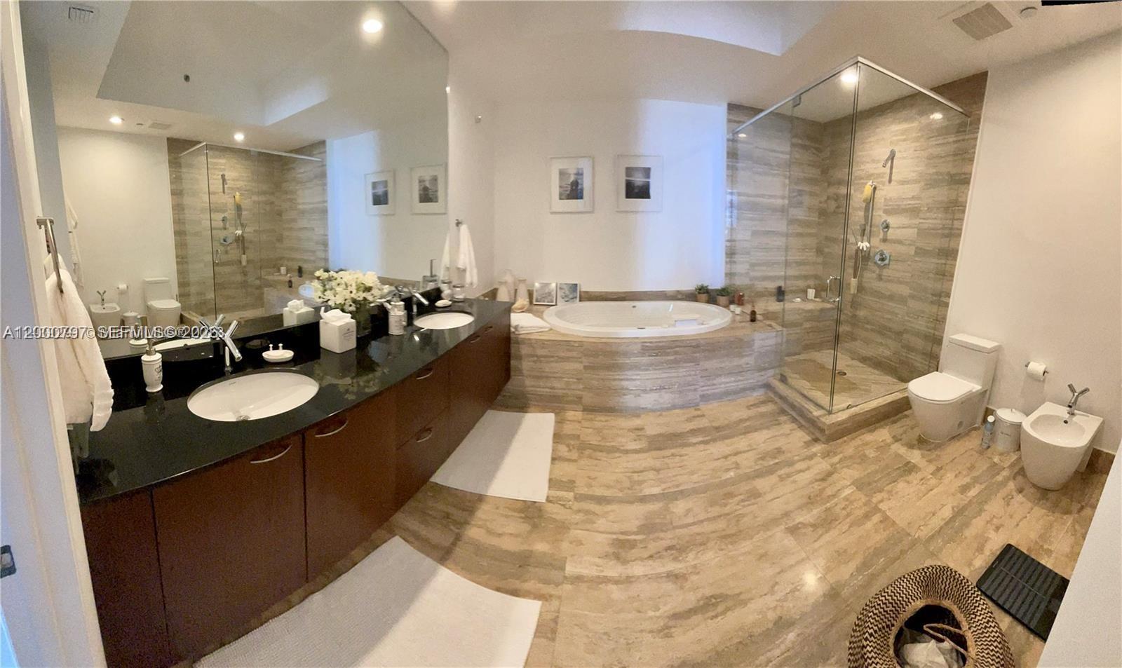 15811 Collins Ave 803 Property Photo 15
