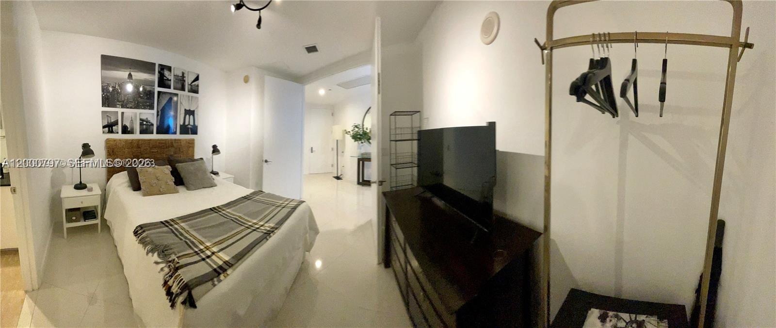 15811 Collins Ave 803 Property Photo 21