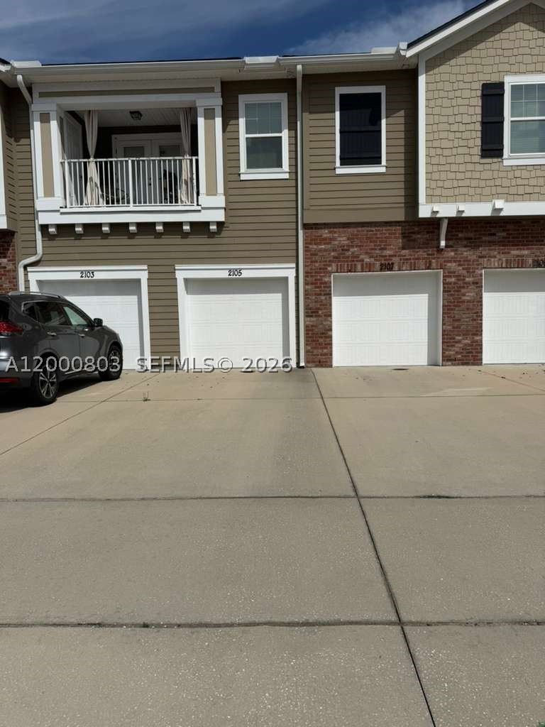 2105 Golden Lake Loop St Property Photo 1