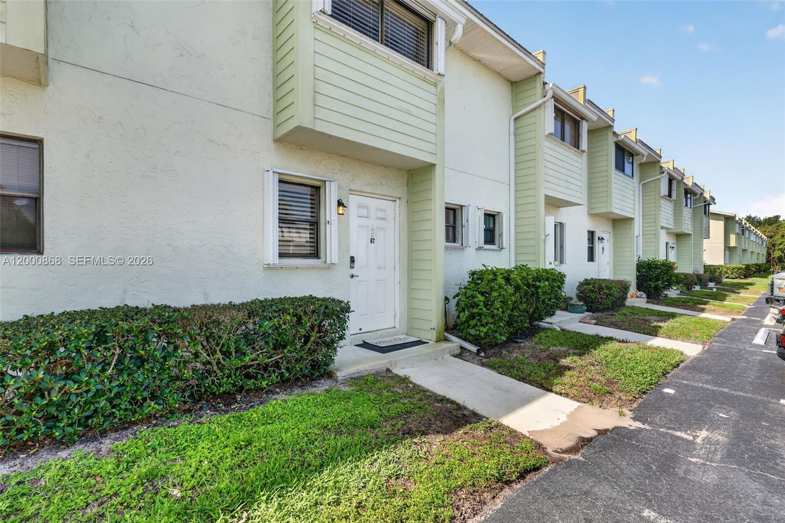 9425 S Ocean Dr 67 Property Photo 1
