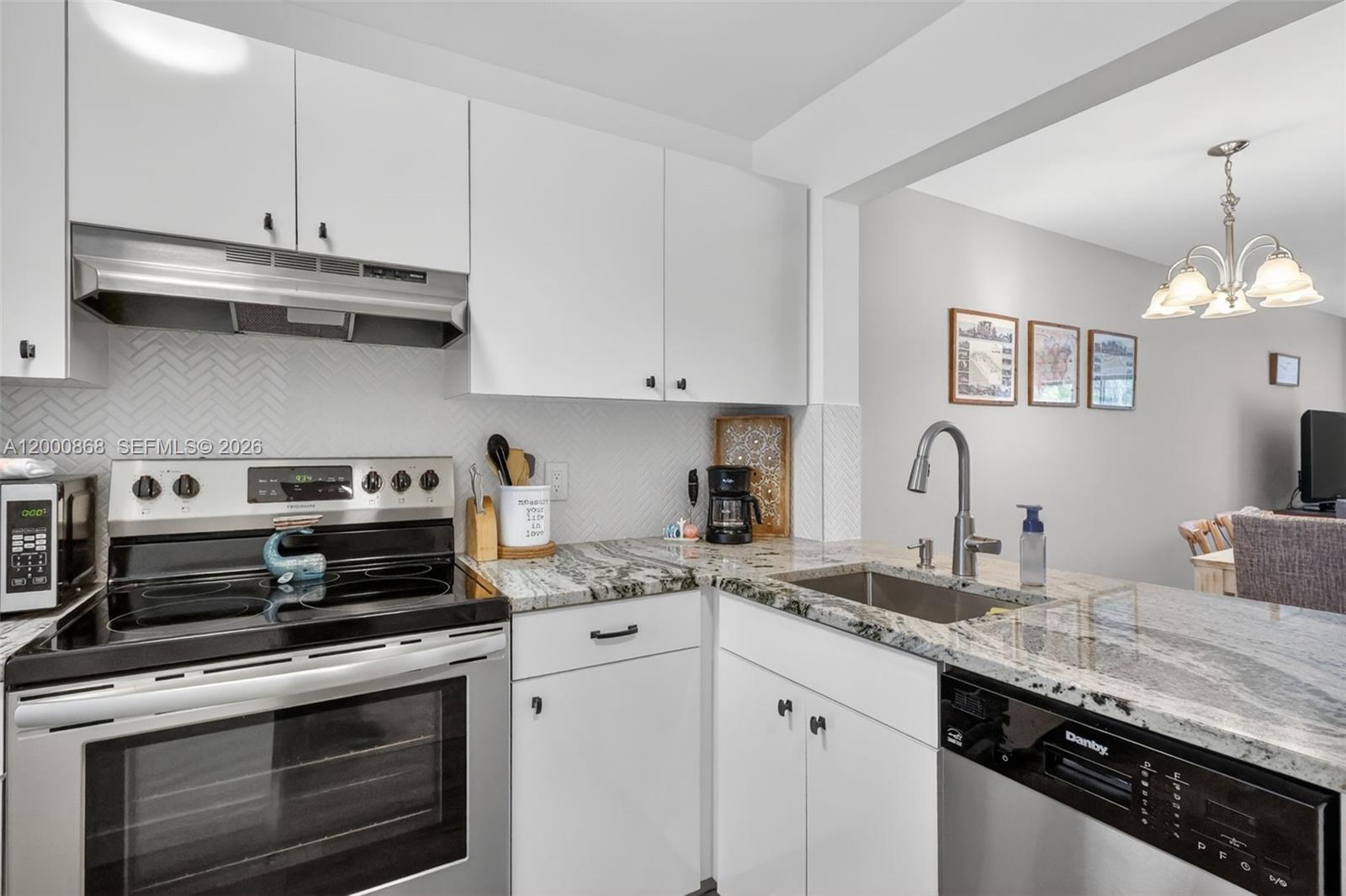 9425 S Ocean Dr 67 Property Photo 18