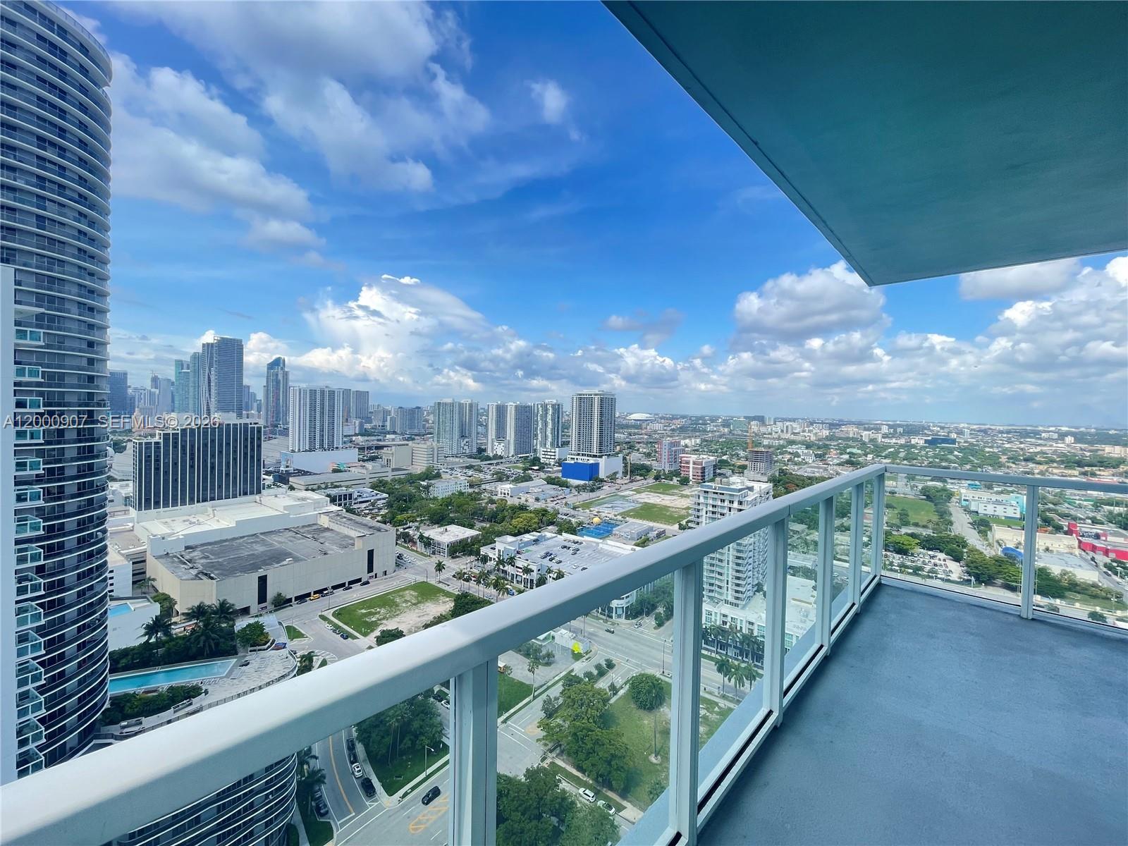 1900 N Bayshore Dr 3311 Property Photo 8