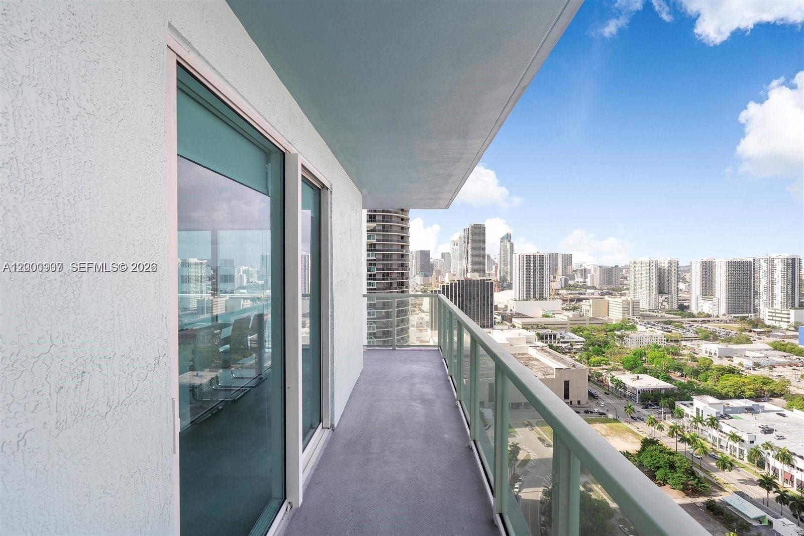 1900 N Bayshore Dr 3311 Property Photo 13
