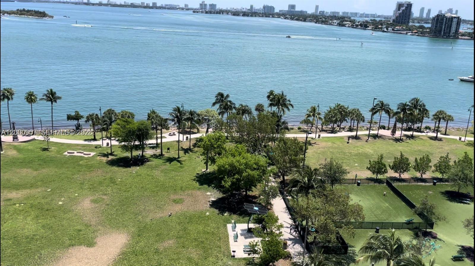 1900 N Bayshore Dr 3311 Property Photo 16