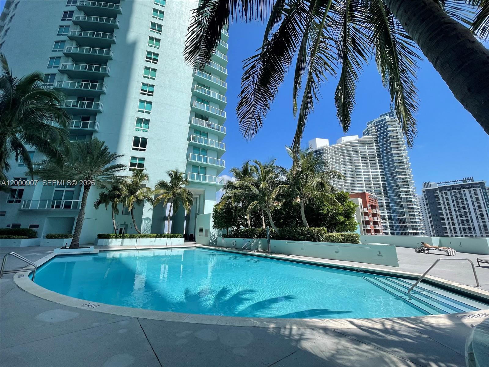 1900 N Bayshore Dr 3311 Property Photo 18