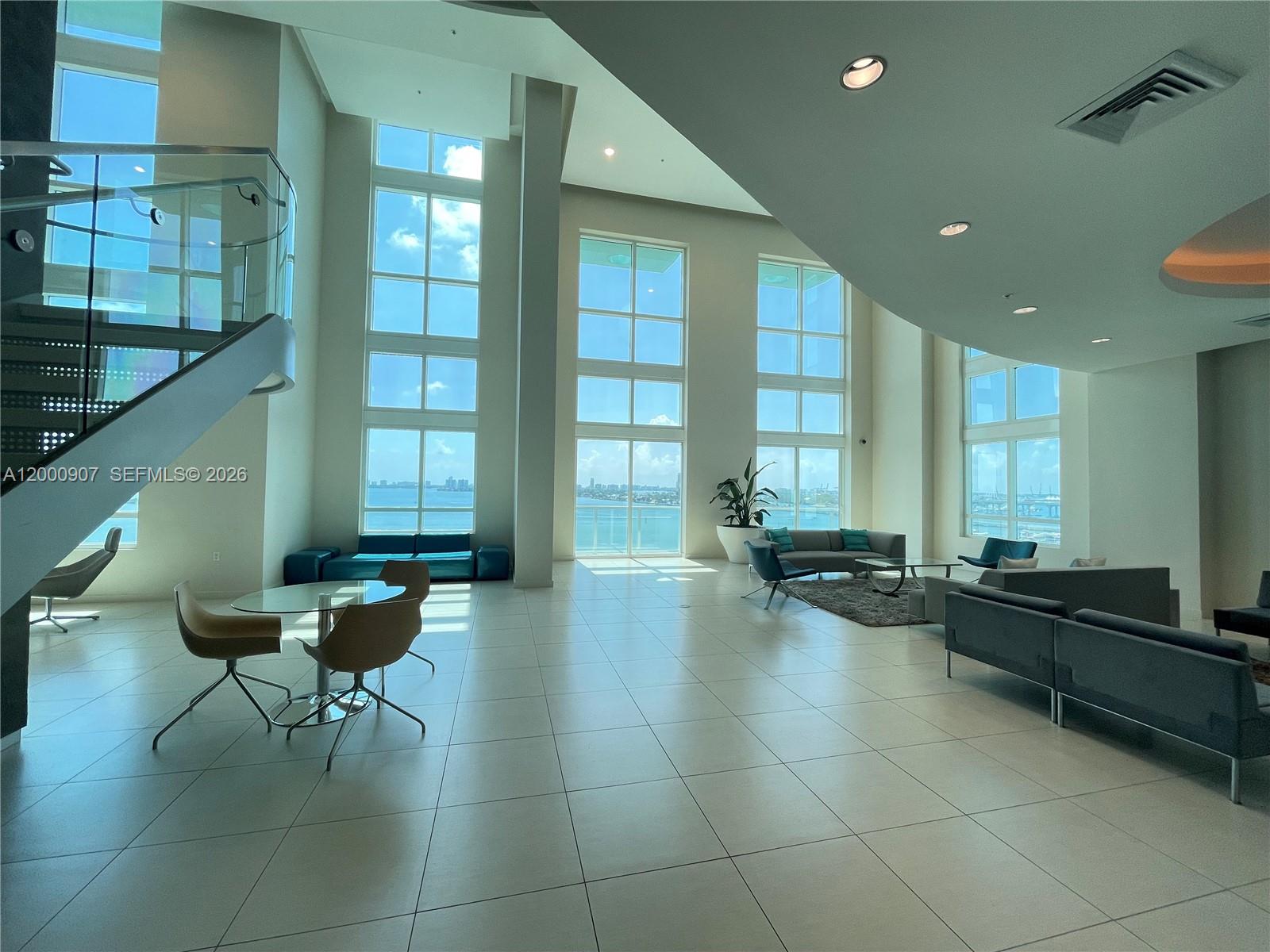 1900 N Bayshore Dr 3311 Property Photo 20