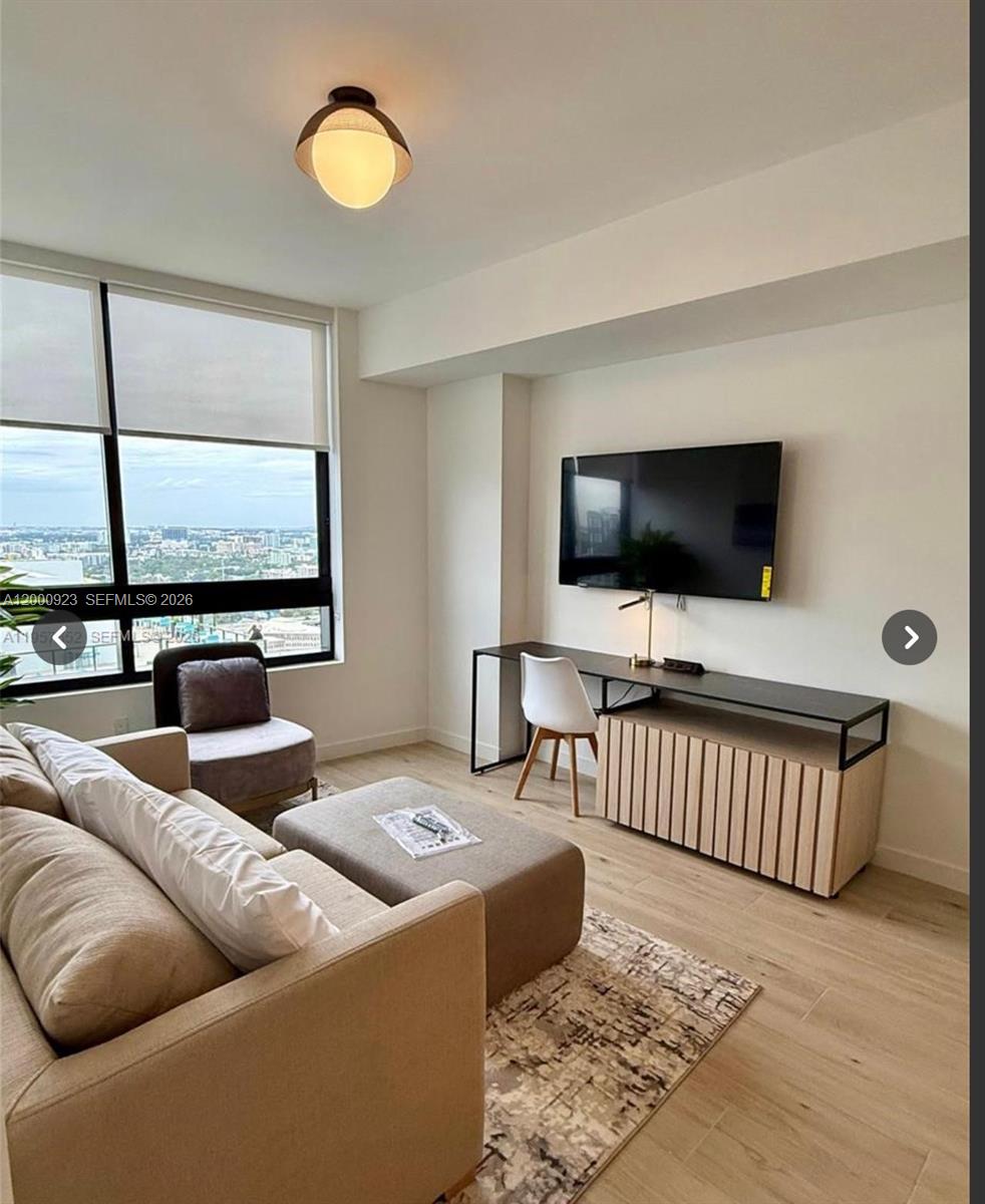225 N Miami Ave 212 Property Photo 6