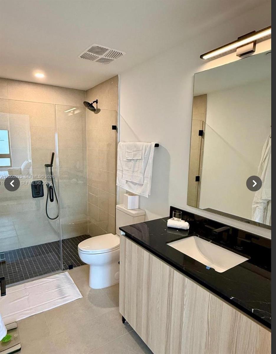 225 N Miami Ave 212 Property Photo 10