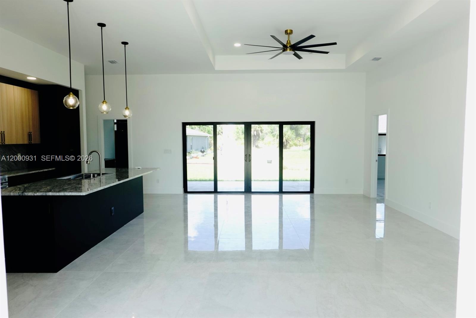 700 Biscayne Dr Property Photo 2