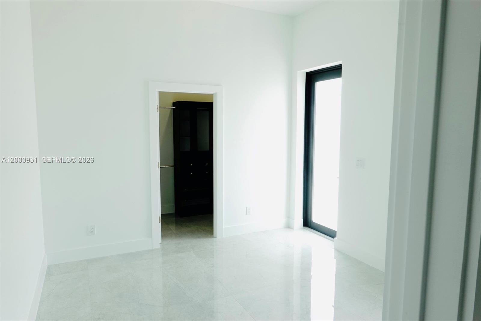 700 Biscayne Dr Property Photo 17