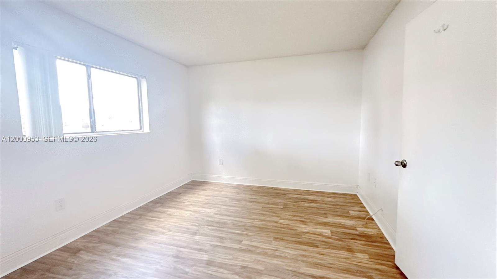 9491 S Palm Cir S 103 Property Photo 6
