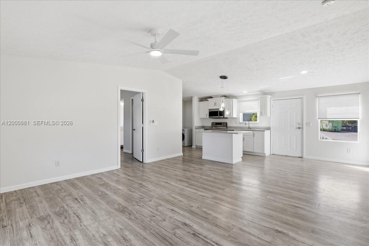 730 Chippewa 0 Property Photo 9