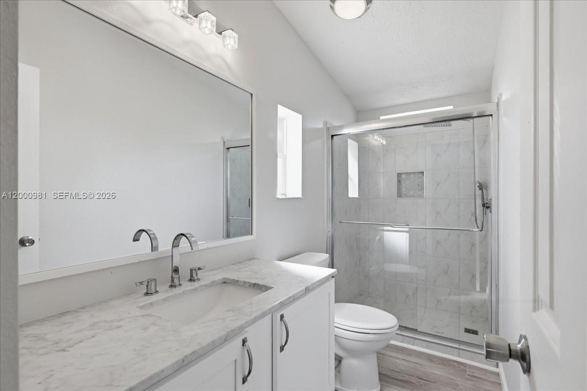 730 Chippewa 0 Property Photo 14
