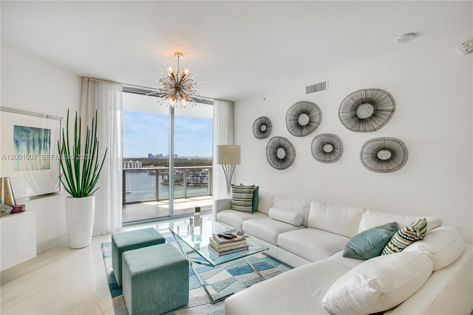 17111 Biscayne Blvd 2008 Property Photo 4