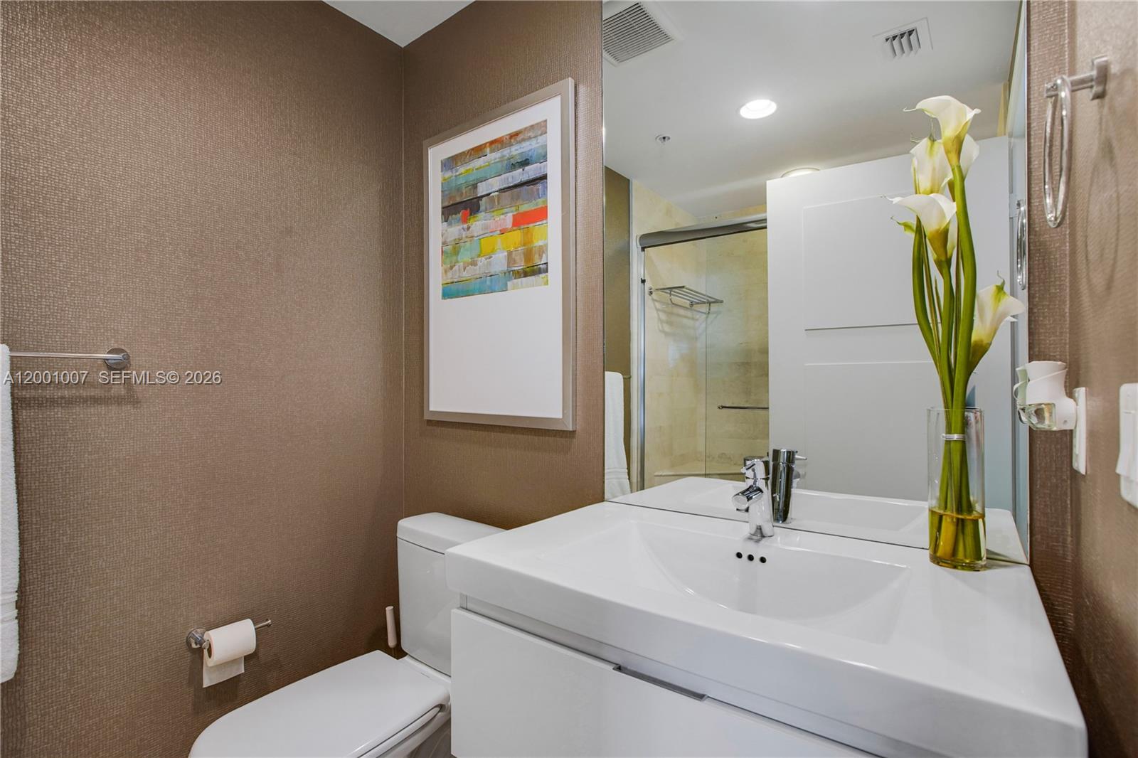 17111 Biscayne Blvd 2008 Property Photo 7