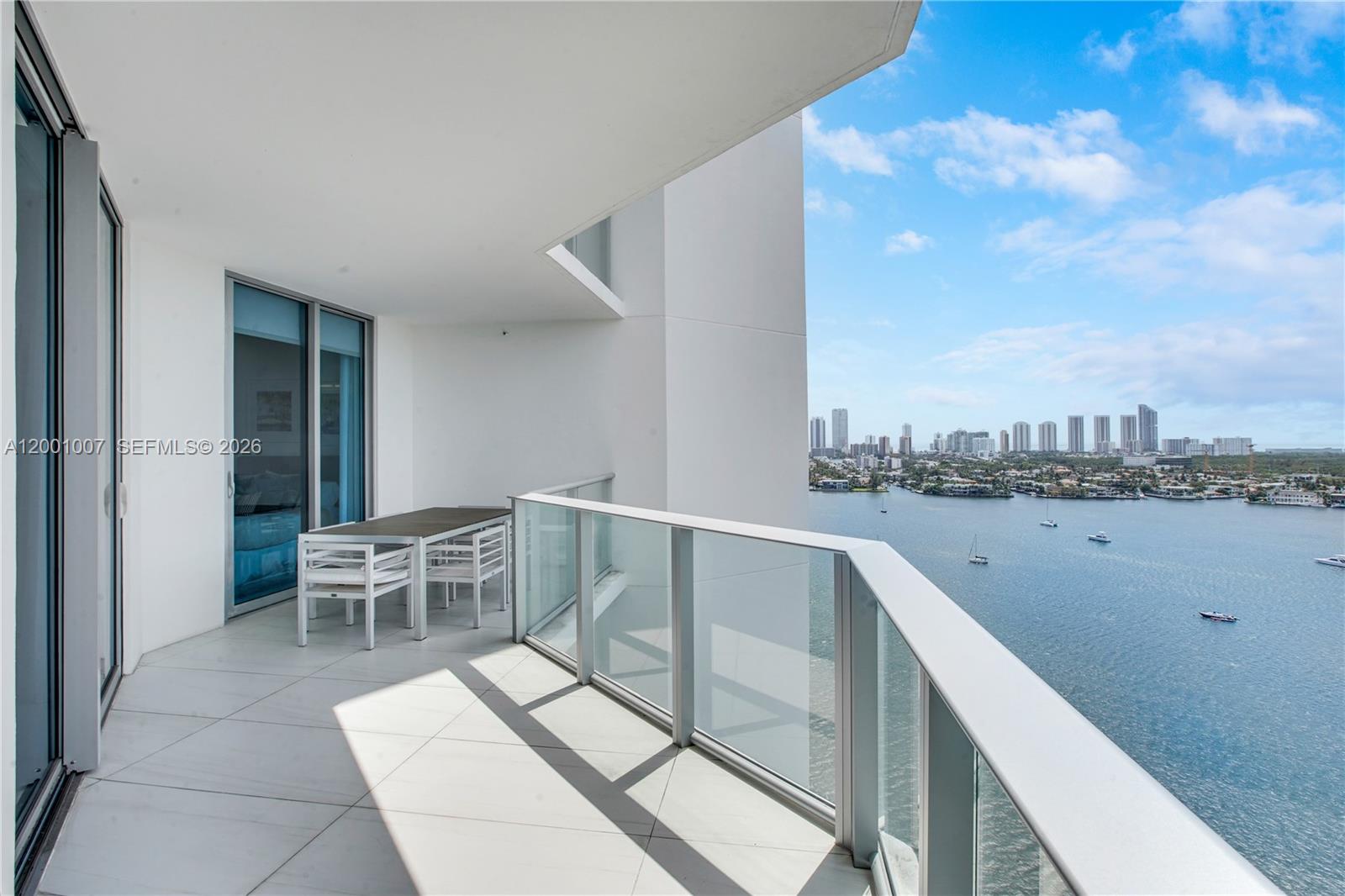 17111 Biscayne Blvd 2008 Property Photo 18