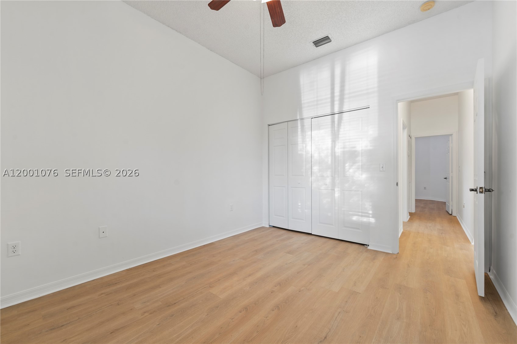 690 Se 30th Dr Property Photo 22