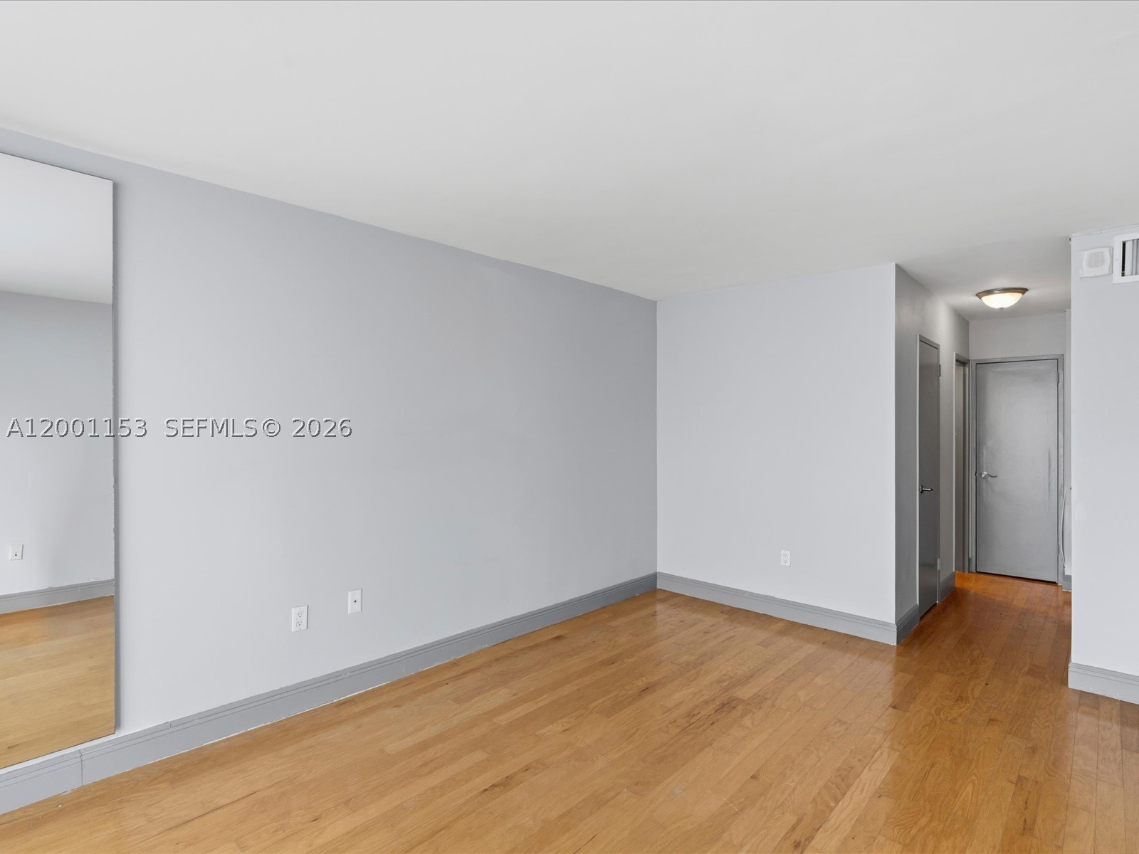 1228 West Ave 1506 Property Photo 20