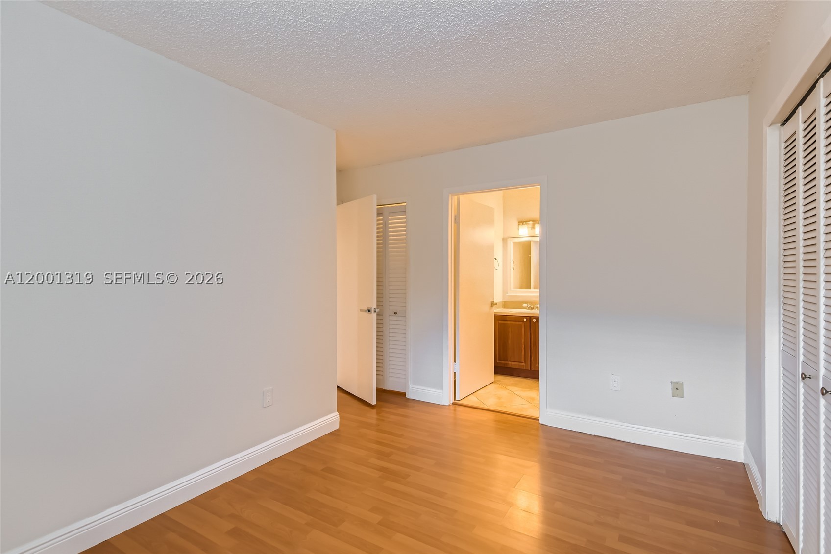 29 Santillane Ave 2 Property Photo 10