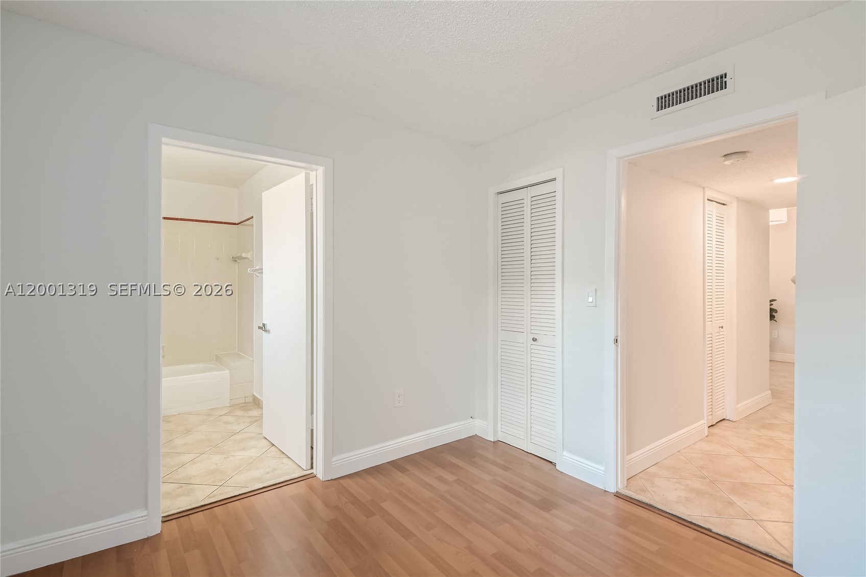 29 Santillane Ave 2 Property Photo 14