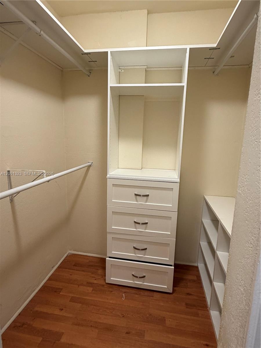 100 Edgewater Dr 127 Property Photo 10