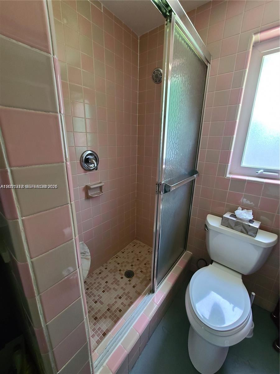 2741 Ne 16th Ave Property Photo 13