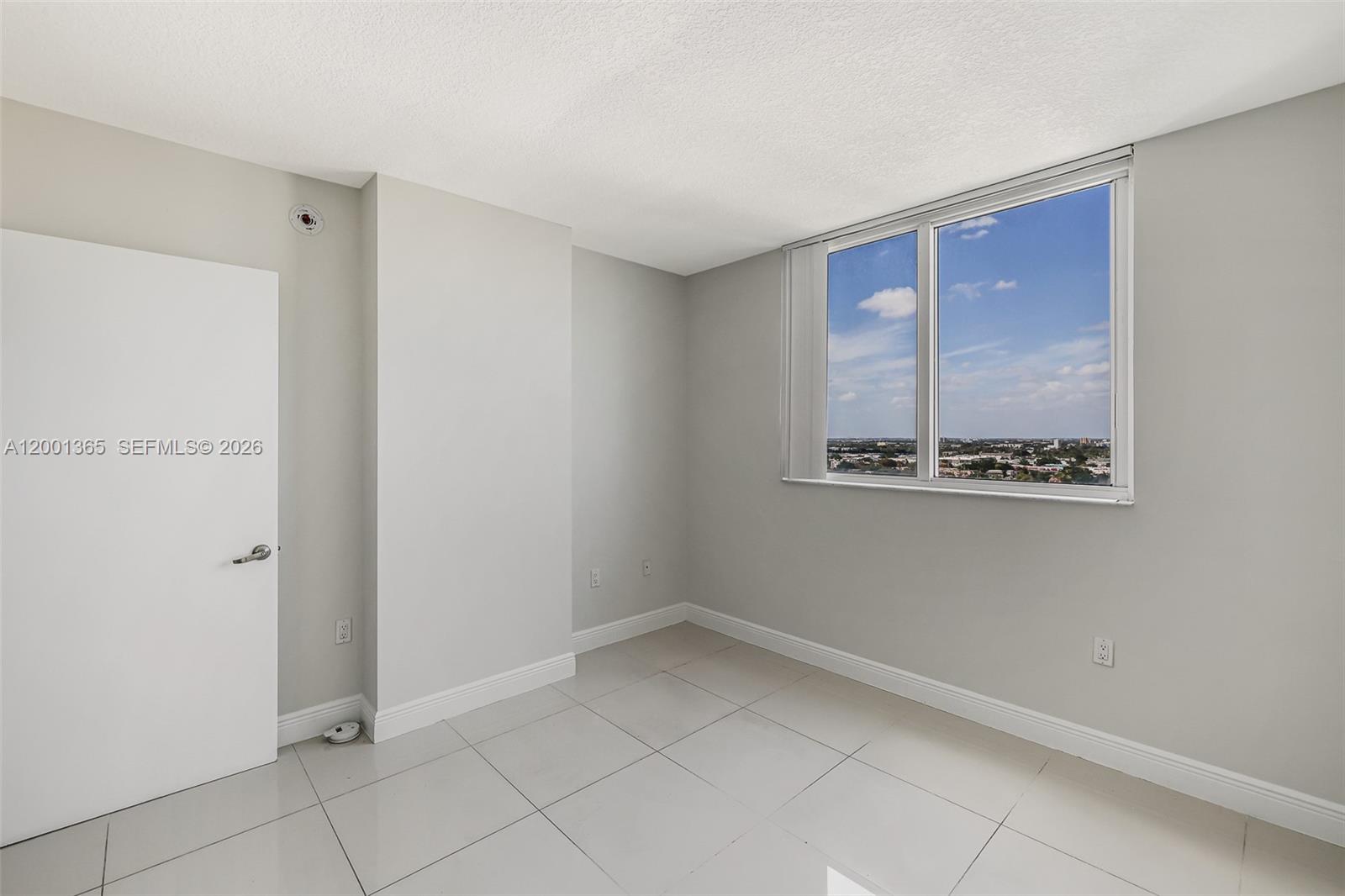 1861 Nw S River Dr 2006 Property Photo 25