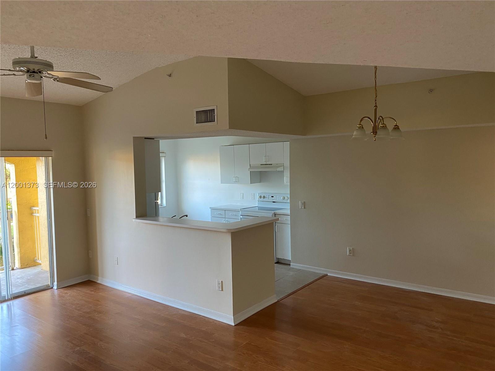 9645 Nw 1st Ct 1-302 Property Photo 6