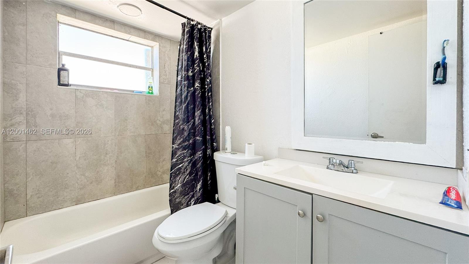 1060 Crystal Lake Dr 401 Property Photo 13