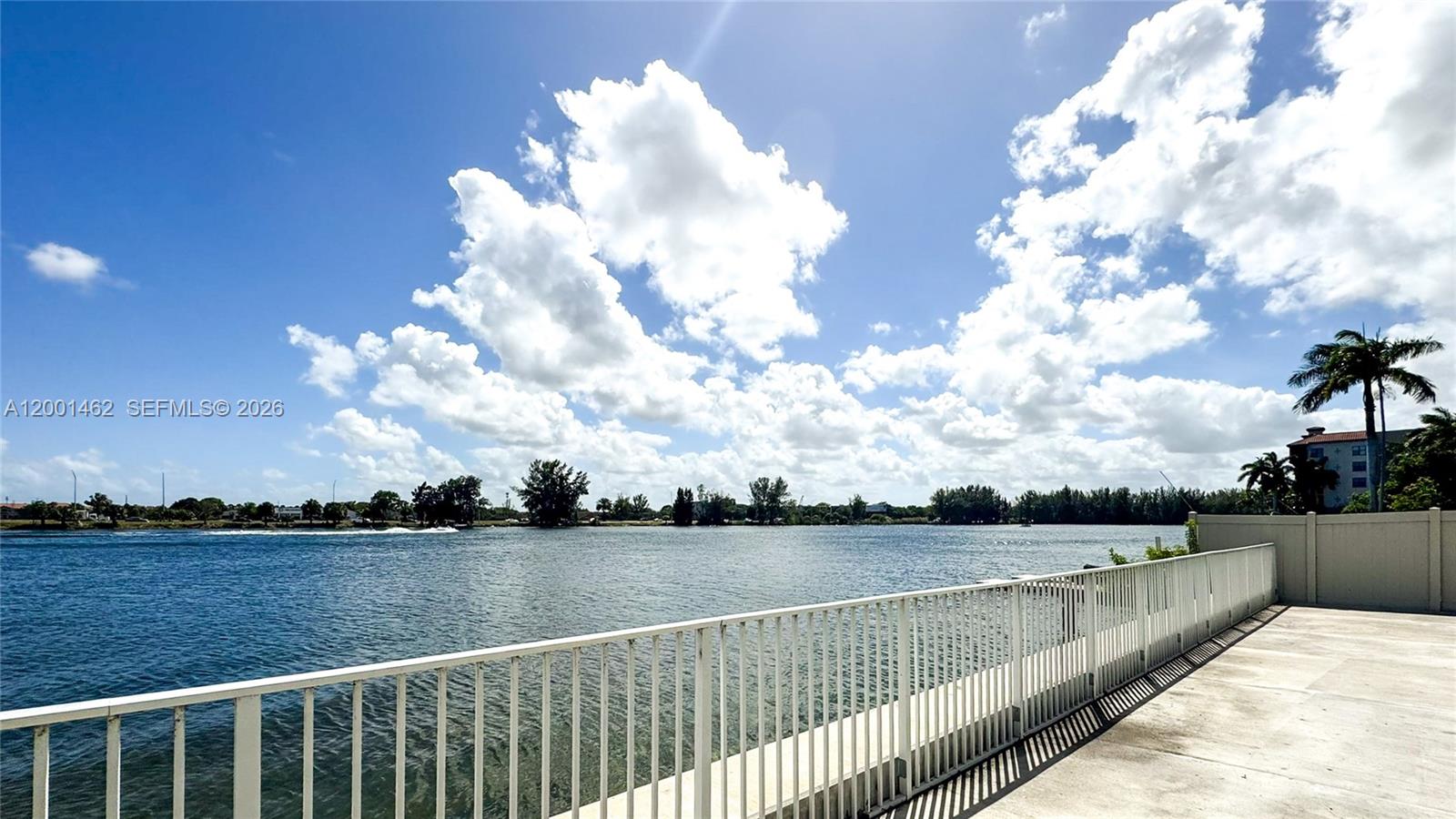 1060 Crystal Lake Dr 401 Property Photo 17