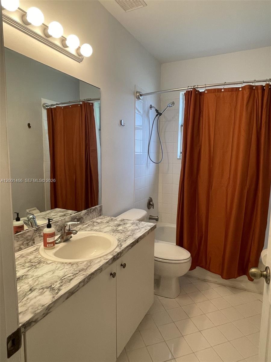 1388 Ne 33rd Ave 108-24 Property Photo 15