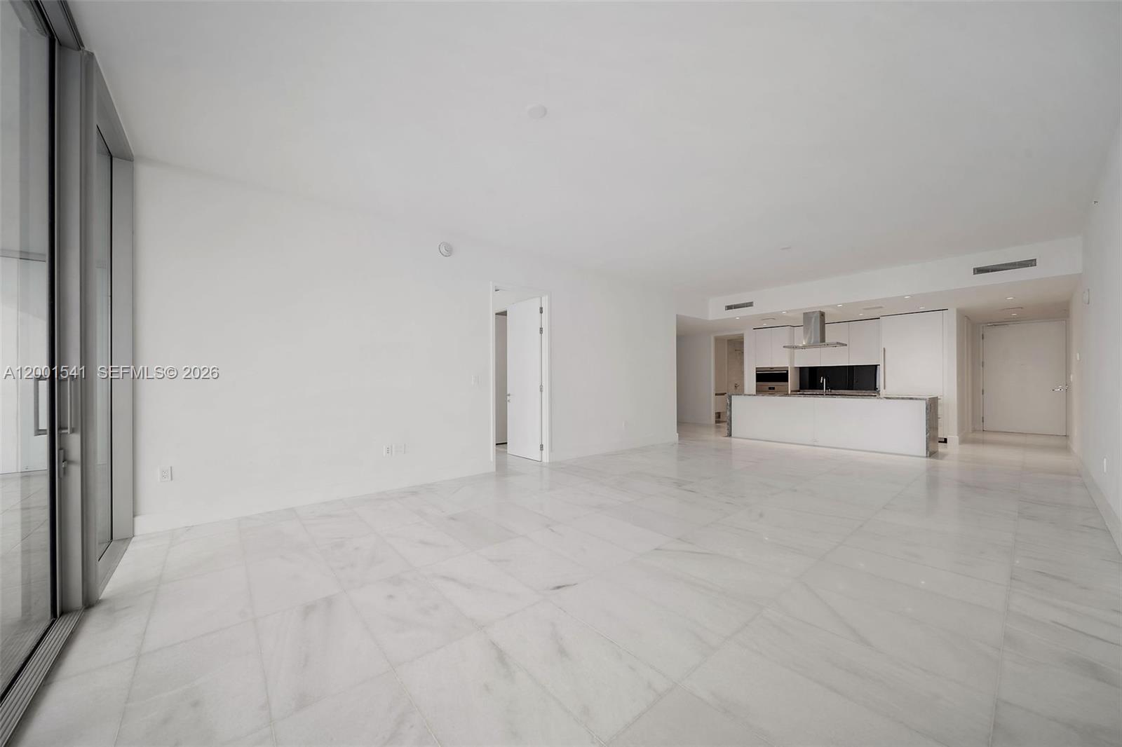 700 Ne 26 Ter 3602 Property Photo 24