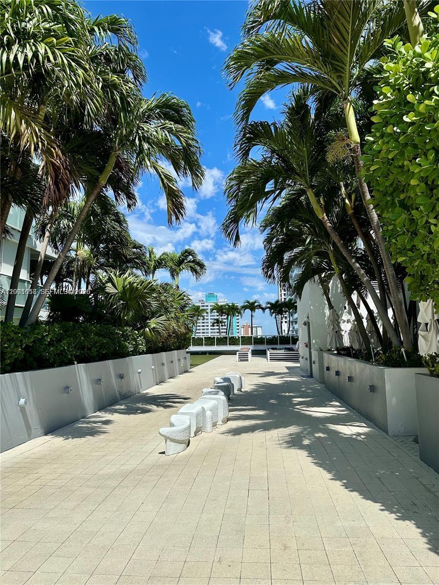 3101 Bayshore Dr 608 Property Photo 5