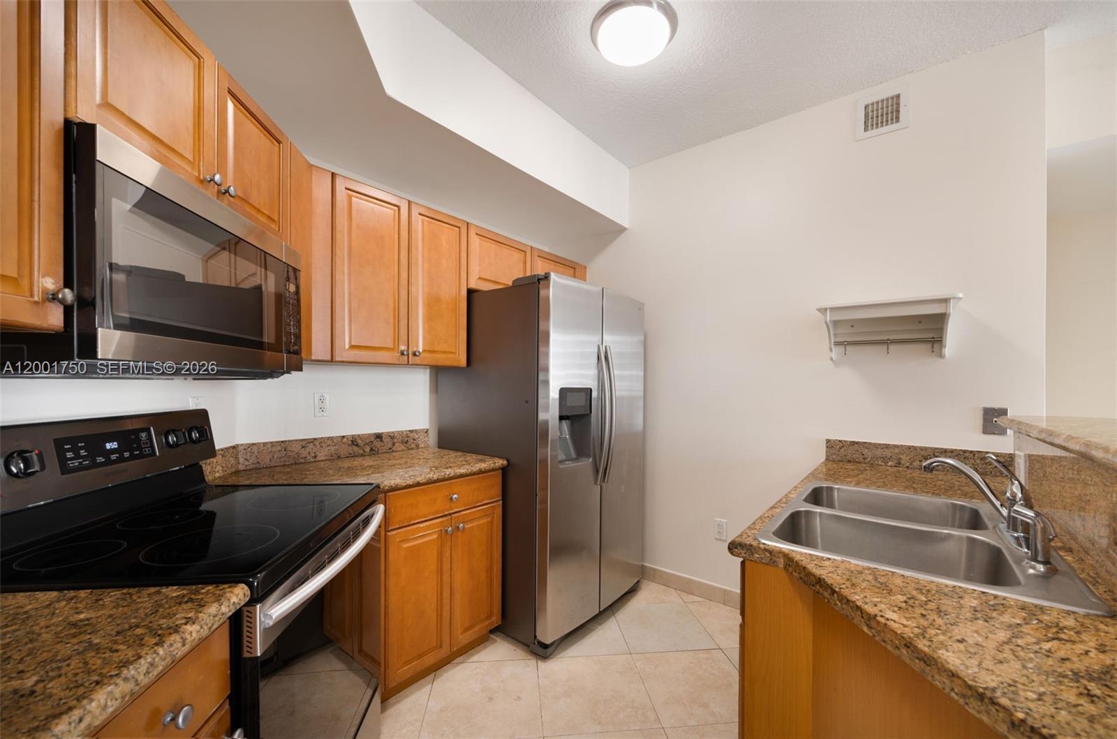 357 Almeria Ave 1507 Property Photo 6
