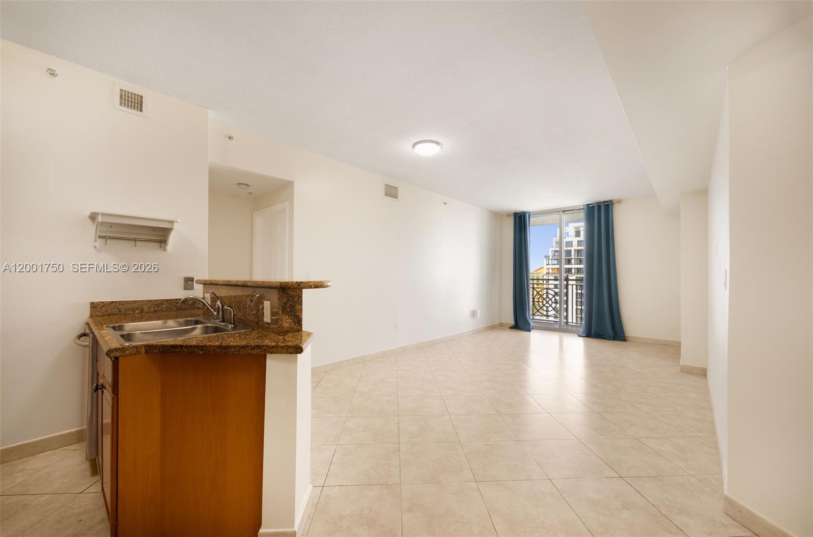 357 Almeria Ave 1507 Property Photo 8