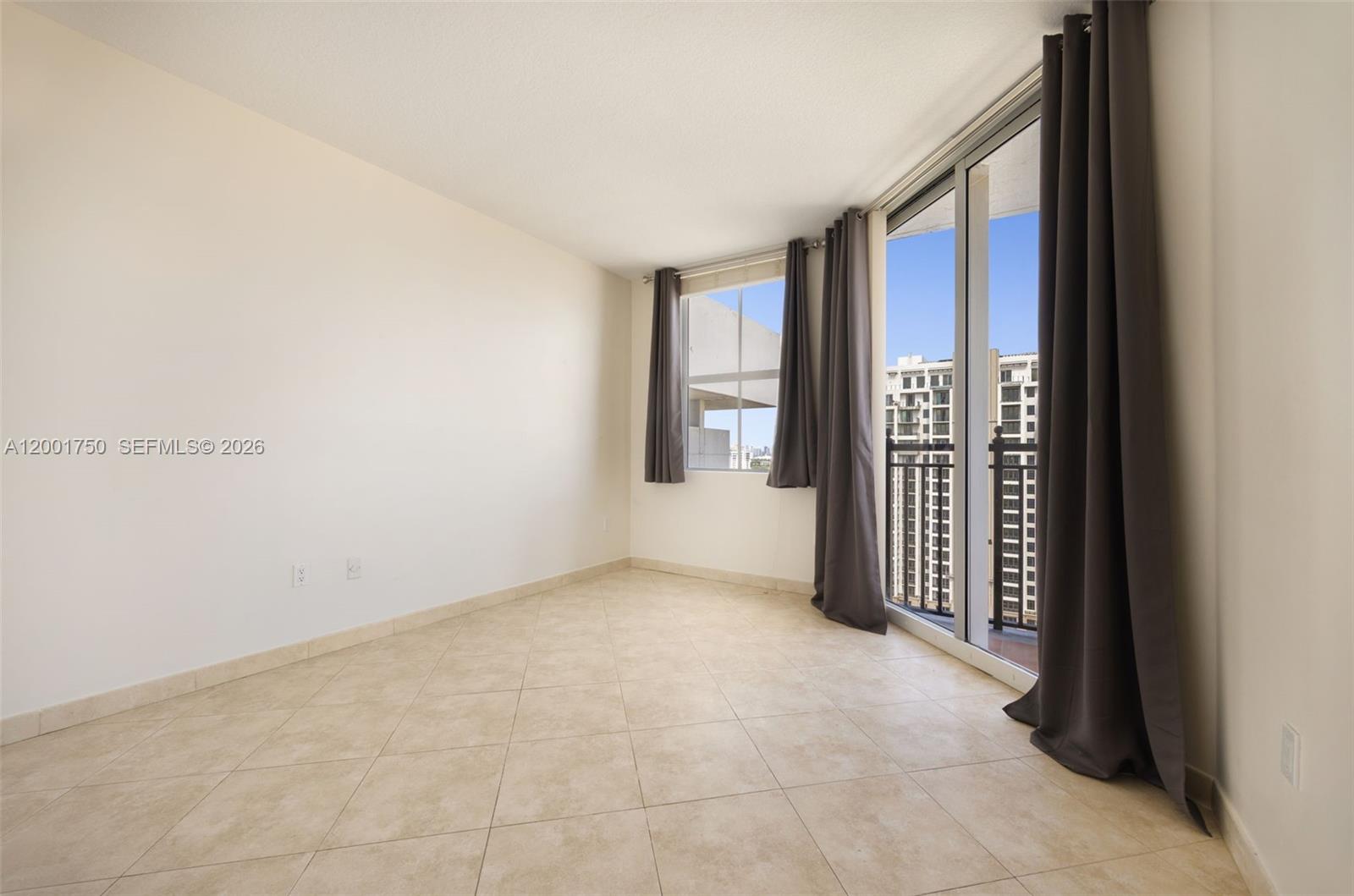 357 Almeria Ave 1507 Property Photo 15