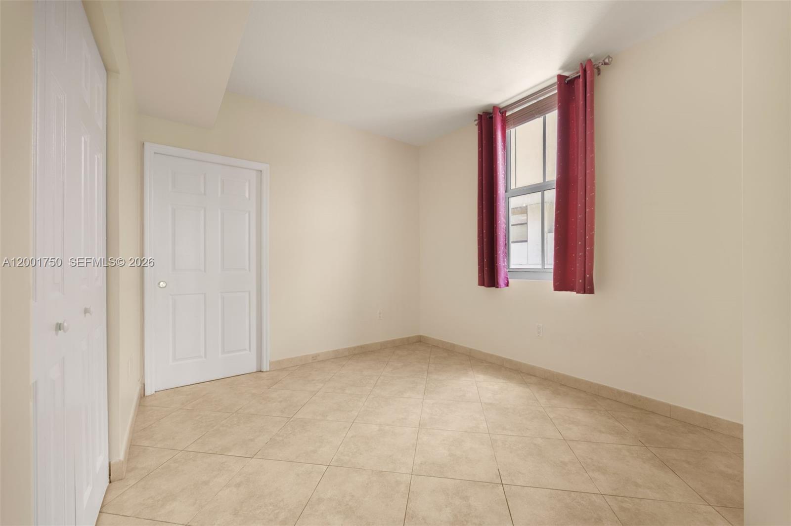 357 Almeria Ave 1507 Property Photo 17