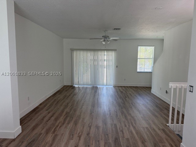 A12001833 Property Photo 2