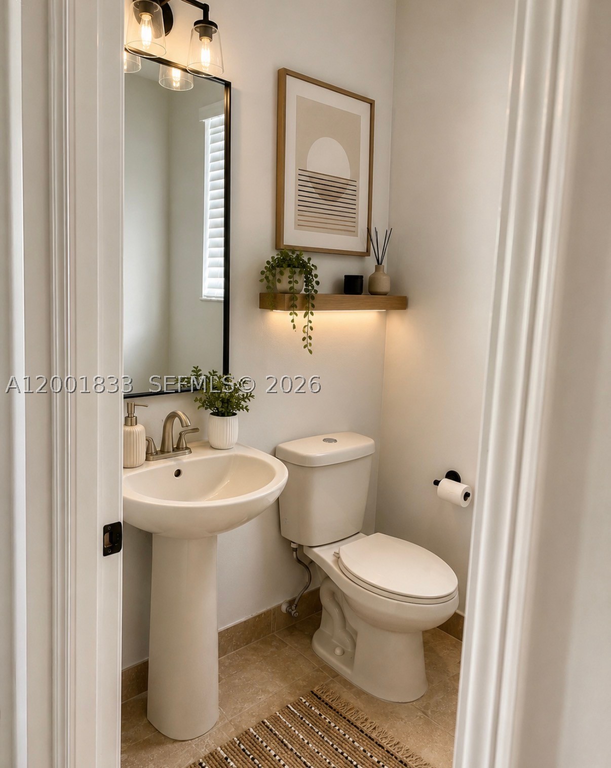 A12001833 Property Photo 13