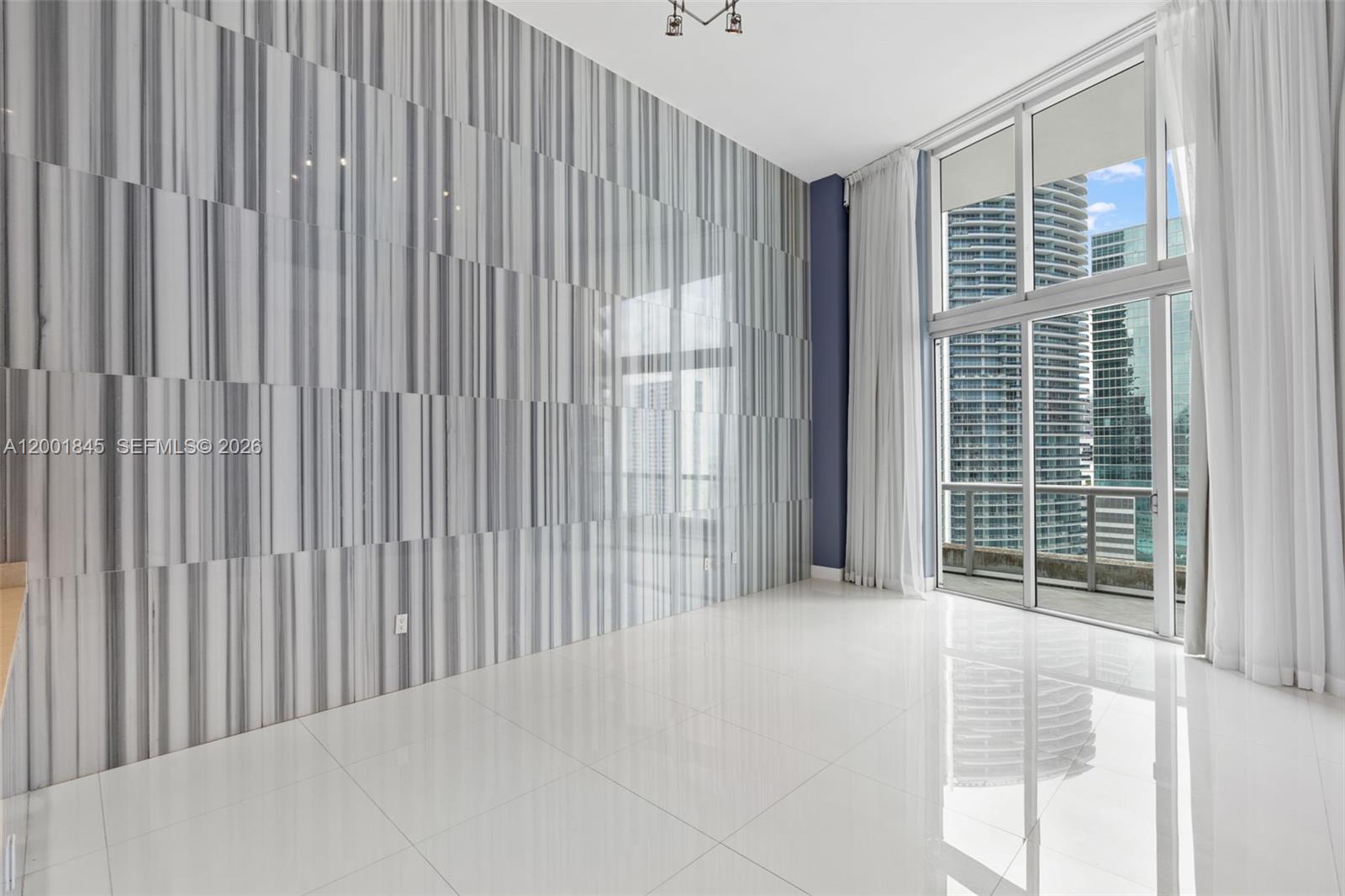 475 Brickell Ave 2812 Property Photo 7