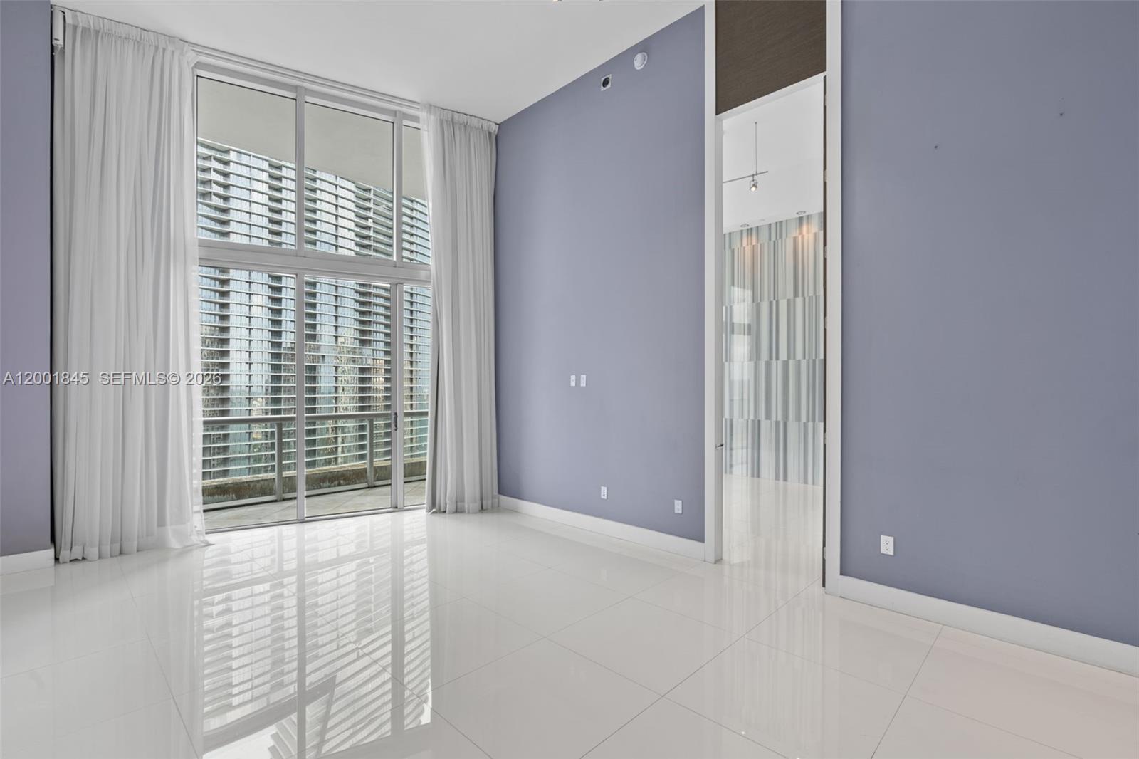475 Brickell Ave 2812 Property Photo 9