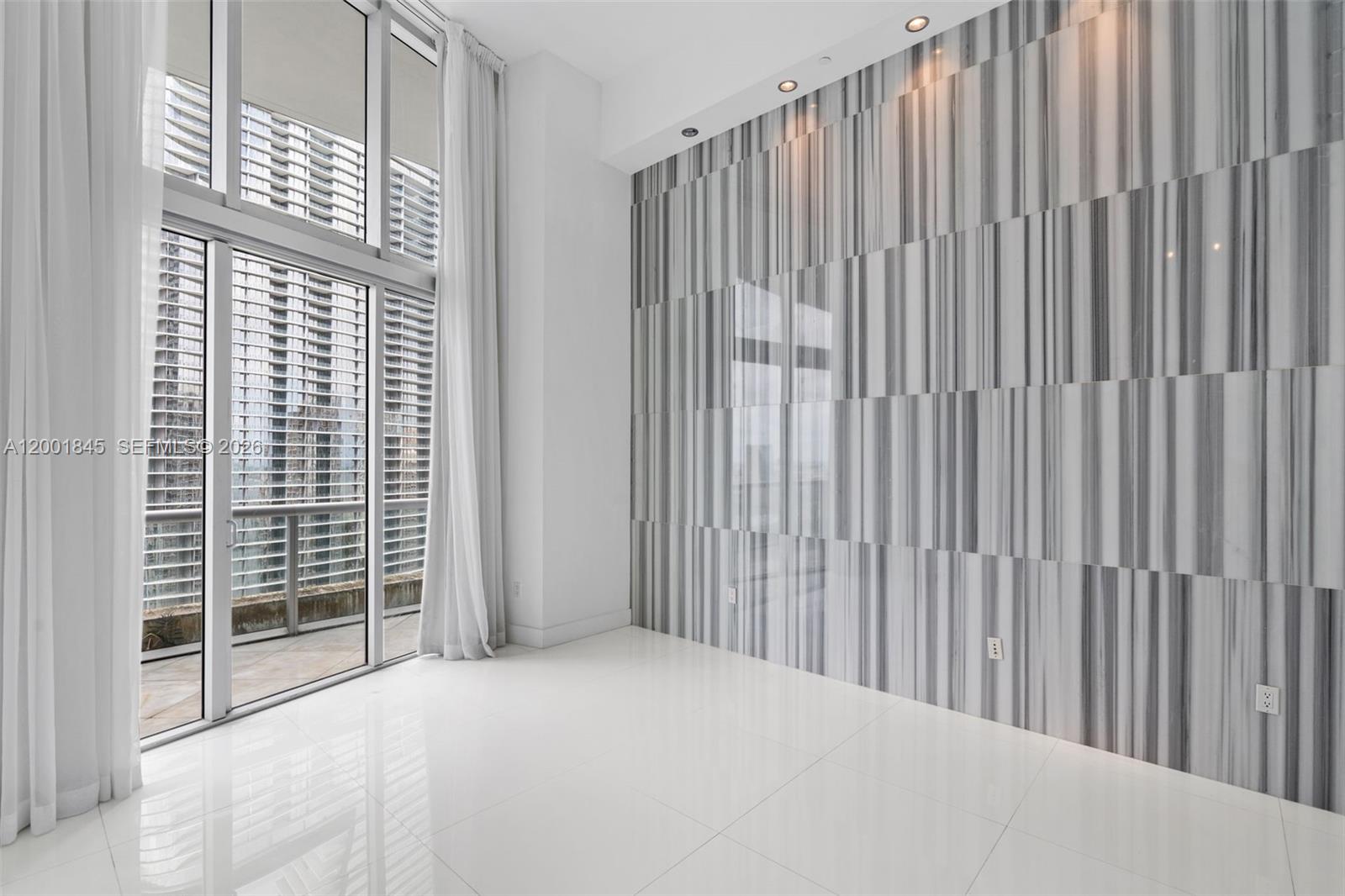 475 Brickell Ave 2812 Property Photo 13