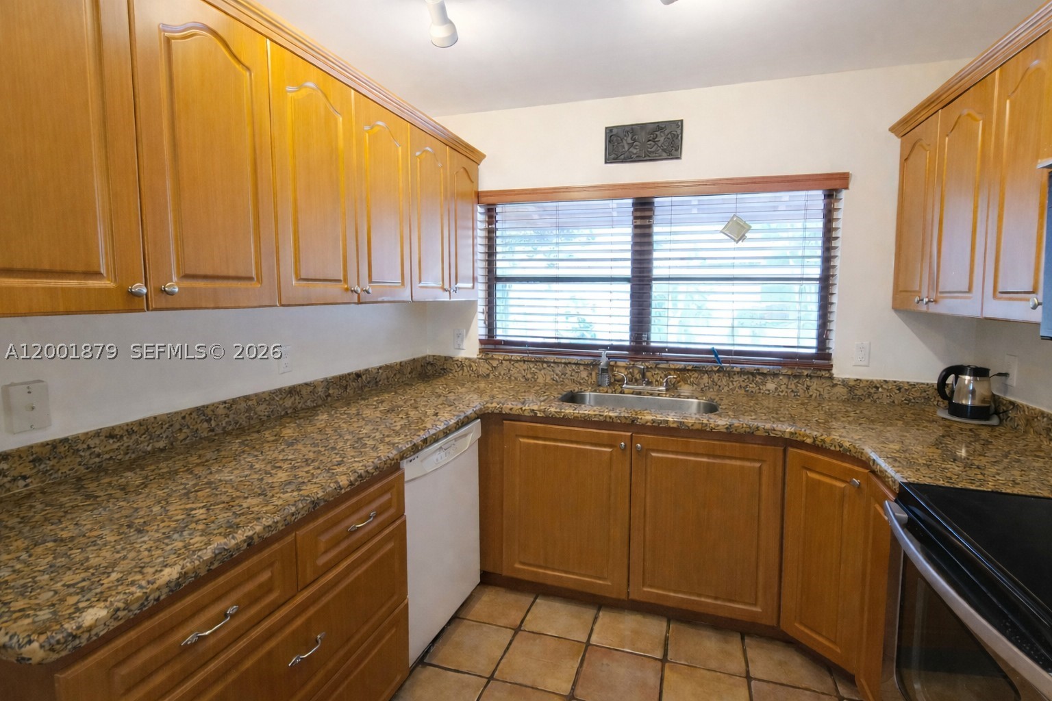 5524 Constant Spring Ter 213 Property Photo 8