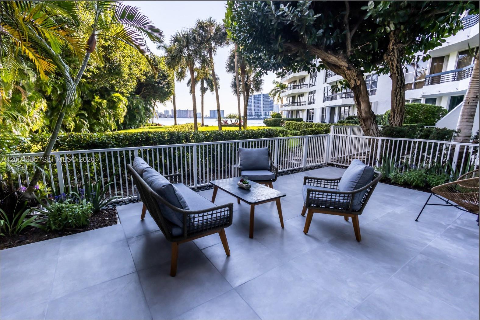 3600 Mystic Pointe Dr 114 Property Photo 22