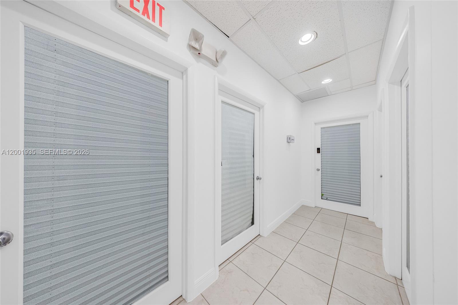 5401 Collins Ave Cu-9 Property Photo 22
