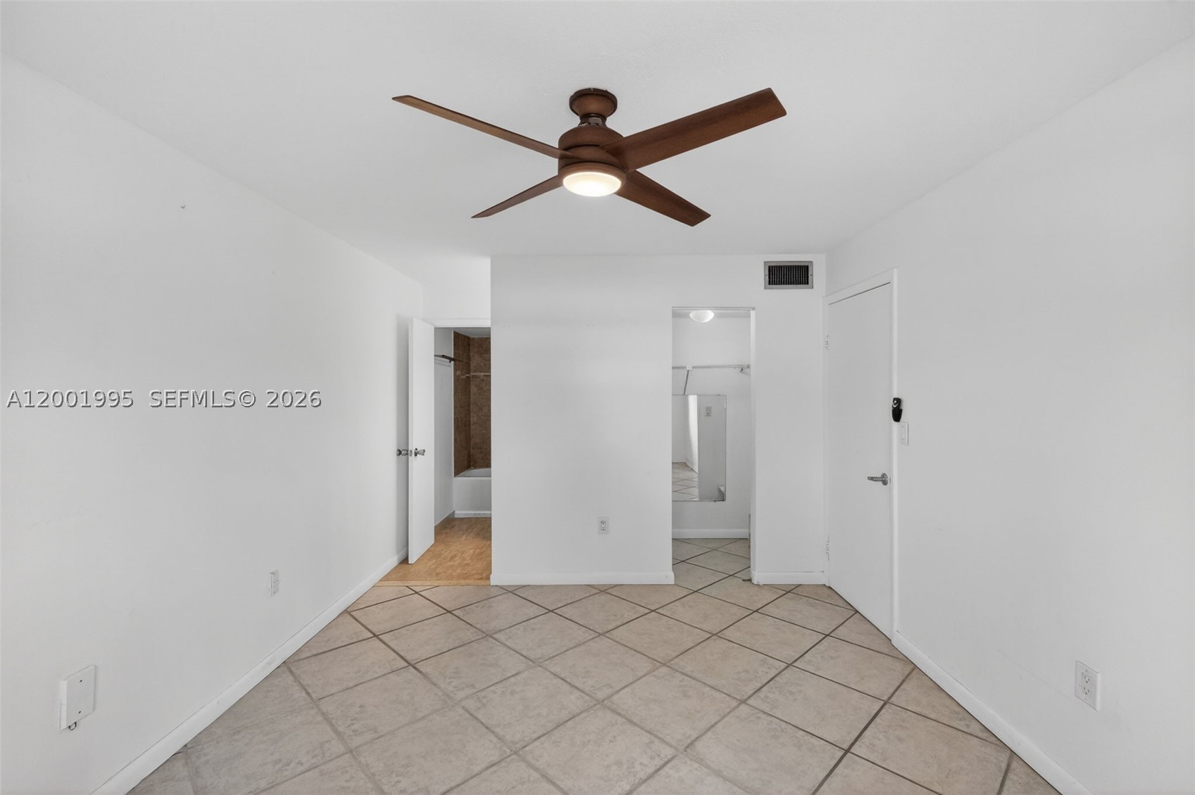 1250 Lincoln Rd 404 Property Photo 14