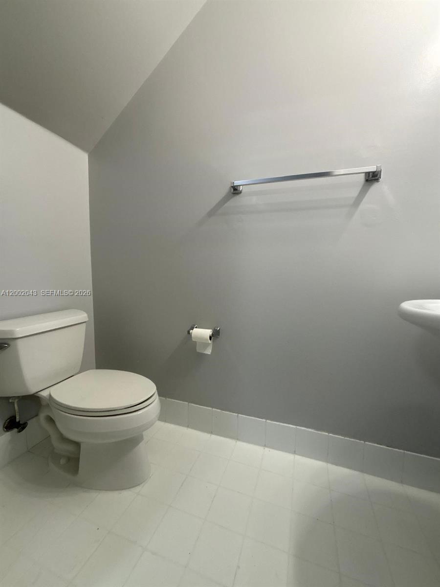2741 Sw 83rd Ave 104 Property Photo 11