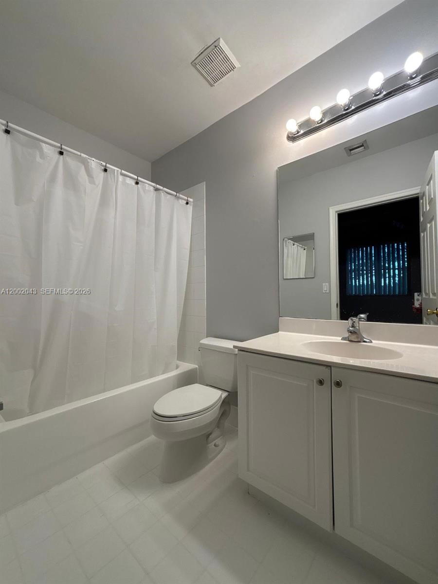 2741 Sw 83rd Ave 104 Property Photo 17