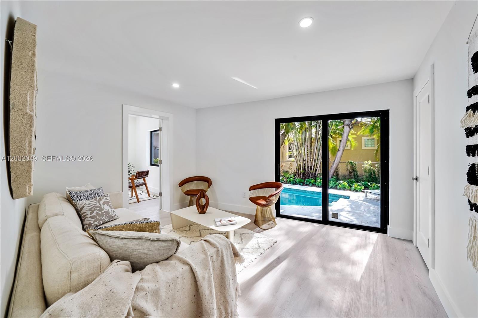 1230 Pizarro St Property Photo 17