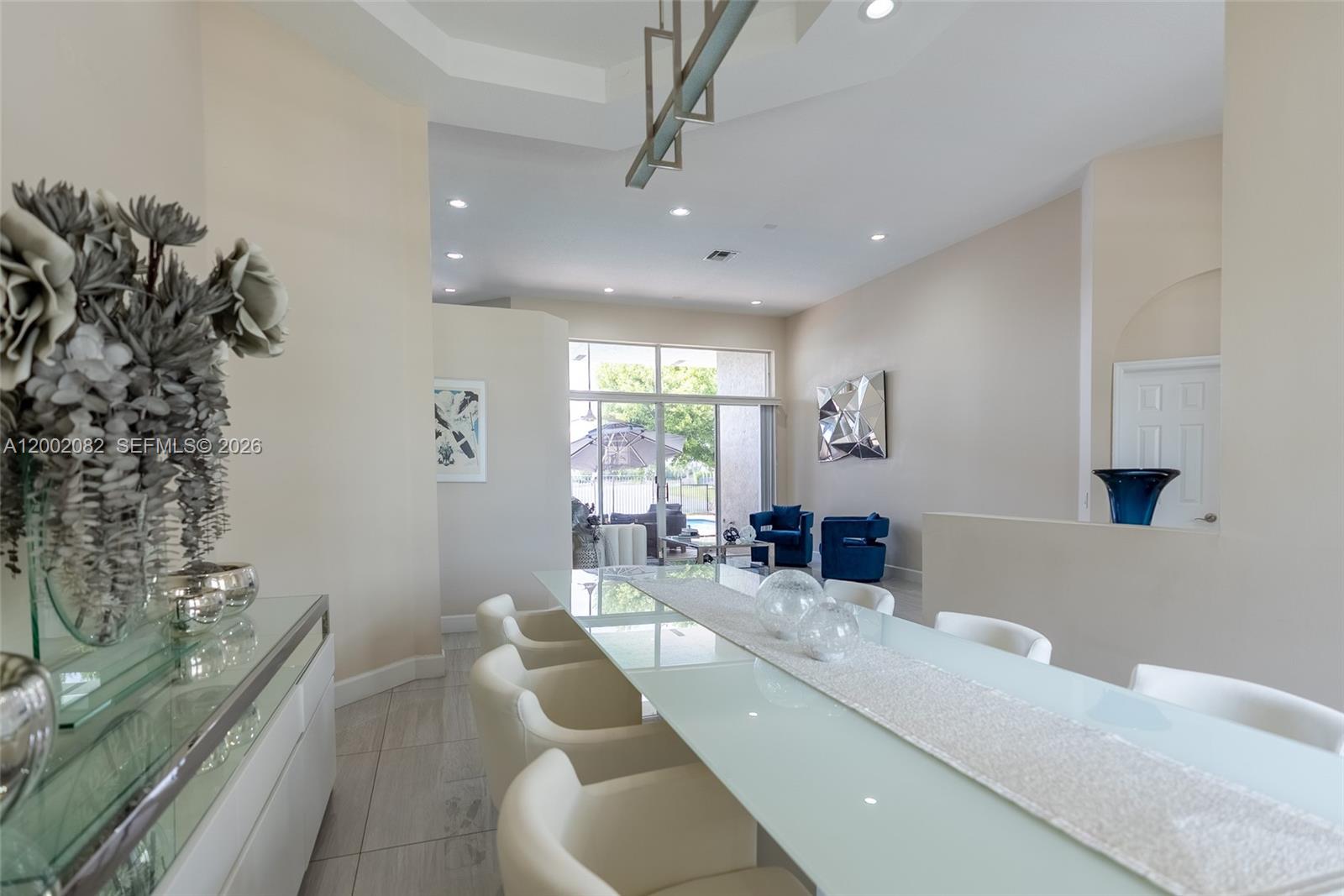 2557 Jardin Ter Property Photo 9
